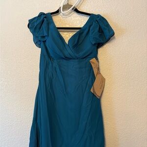 Chic Teal Maxi Dress with Ruffled Sleeves